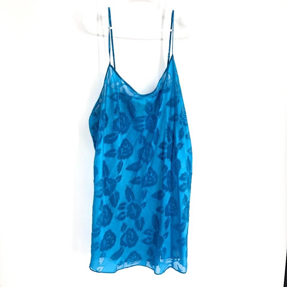Vintage Inner Most Blue Rose Print Slip Sz 2X